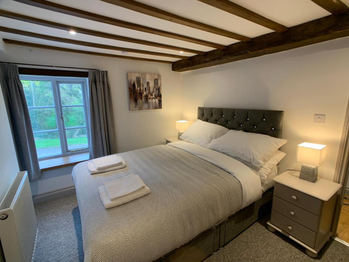 Swan House Tea Room And Bed & Breakfast 利德尼 外观 照片